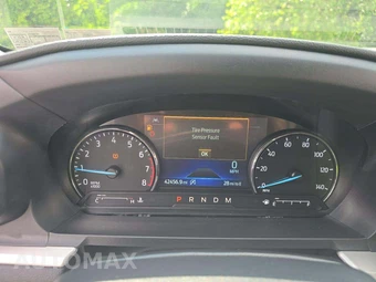 2020 Ford Explorer XLT - miniatura 6