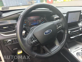 2020 Ford Explorer XLT – miniatura 10