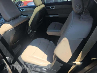 2020 Ford Explorer XLT - miniatura 13