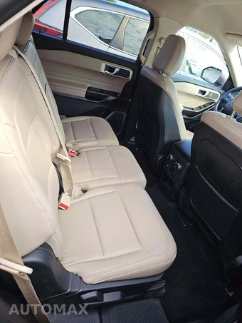 2020 Ford Explorer XLT - miniatura 16