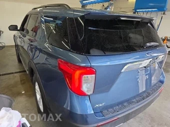 2020 Ford Explorer XLT - miniatura 11