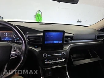 2020 Ford Explorer XLT - miniatura 2