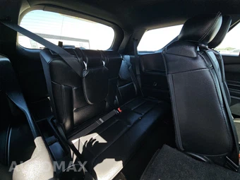 2020 Ford Explorer XLT - miniatura 14