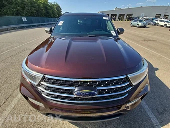 2020 Ford Explorer XLT - miniatura 2