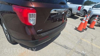 2020 Ford Explorer XLT - miniatura 25