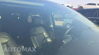 2020 Ford Explorer XLT - miniatura 23