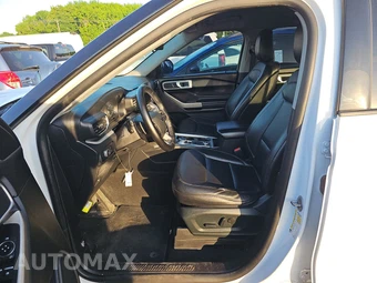 2020 Ford Explorer XLT – miniatura 7