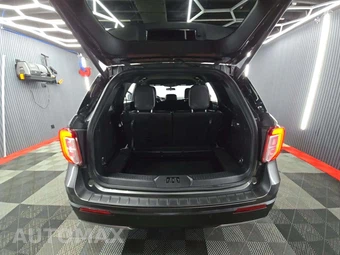 2020 Ford Explorer XLT - miniatura 12