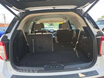 2020 Ford Explorer XLT - miniatura 15