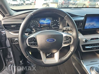 2020 Ford Explorer XLT - miniatura 10