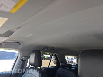2020 Ford Explorer XLT – miniatura 19