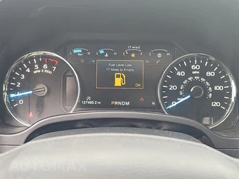 2020 Ford F-150 Lariat Crew Cab Medium Bed - miniatura 12