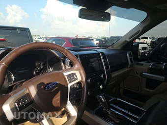 2020 Ford F-150 Lariat Crew Cab Medium Bed - miniatura 11