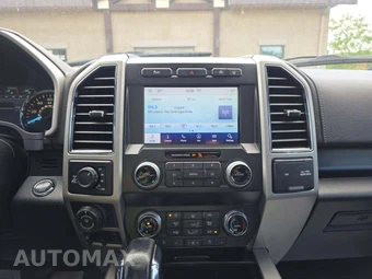 2020 Ford F-150 Lariat Crew Cab Medium Bed - miniatura 10