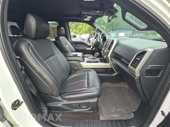 2020 Ford F-150 Lariat Crew Cab Medium Bed - miniatura 15