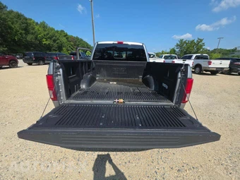 2020 Ford F-150 Lariat Crew Cab Short Bed - miniatura 14