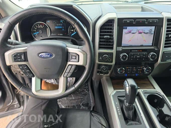2020 Ford F-150 Lariat Crew Cab Short Bed - miniatura 10