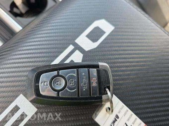 2020 Ford F-150 Lariat Crew Cab Short Bed - miniatura 9