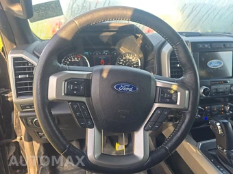2020 Ford F-150 Lariat Crew Cab Short Bed - miniatura 10