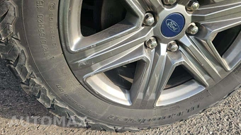 2020 Ford F-150 Lariat Crew Cab Short Bed - miniatura 40