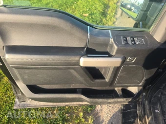 2020 Ford F-150 Lariat Crew Cab Short Bed - miniatura 9