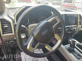 2020 Ford F-150 Lariat Crew Cab Short Bed - miniatura 10