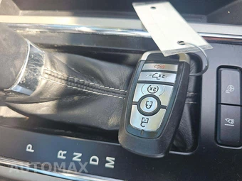 2020 Ford F-150 Lariat Crew Cab Short Bed - miniatura 5