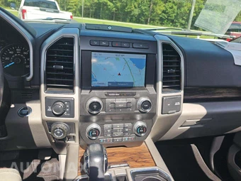2020 Ford F-150 Lariat Crew Cab Short Bed - miniatura 7