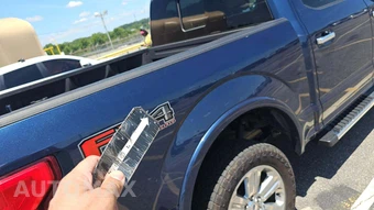 2020 Ford F-150 Lariat Crew Cab Short Bed - miniatura 38