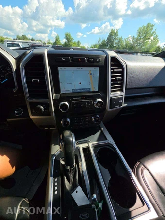 2020 Ford F-150 Lariat Crew Cab Short Bed - miniatura 10