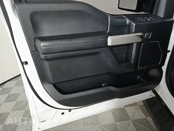 2020 Ford F-150 Lariat Crew Cab Short Bed - miniatura 9