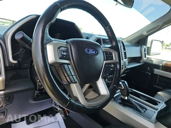 2020 Ford F-150 Lariat Crew Cab Short Bed - miniatura 10