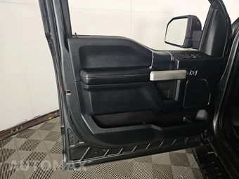 2020 Ford F-150 Lariat Crew Cab Short Bed - miniatura 9