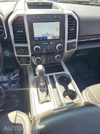 2020 Ford F-150 Lariat Crew Cab Short Bed - miniatura 10