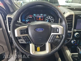 2020 Ford F-150 Lariat Crew Cab Short Bed - miniatura 10