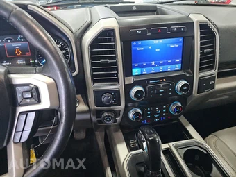 2020 Ford F-150 Lariat Crew Cab Short Bed - miniatura 11
