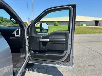 2020 Ford F-150 Lariat Extended Cab Medium Bed w/Rear Doors - miniatura 17