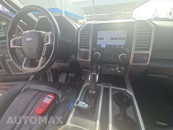 2020 Ford F-150 Platinum Crew Cab Short Bed - miniatura 16
