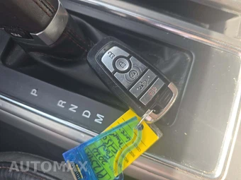 2020 Ford F-150 Platinum Crew Cab Short Bed - miniatura 5