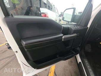 2020 Ford F-150 Platinum Crew Cab Short Bed - miniatura 9