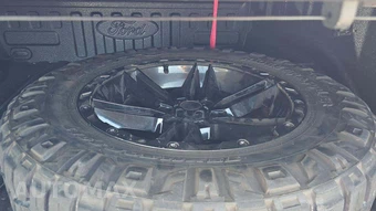 2020 Ford F-150 Raptor Crew Cab Short Bed - miniatura 26