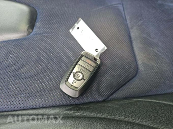 2020 Ford F-150 Raptor Crew Cab Short Bed - miniatura 5