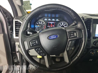2020 Ford F-150 XLT Crew Cab Medium Bed - miniatura 10