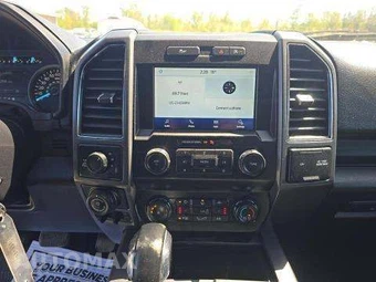 2020 Ford F-150 XLT Crew Cab Medium Bed - miniatura 11
