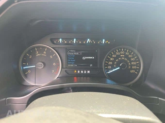 2020 Ford F-150 XLT Crew Cab Medium Bed - miniatura 6