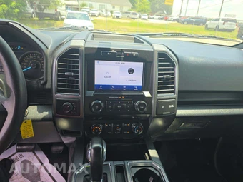 2020 Ford F-150 XLT Crew Cab Medium Bed - miniatura 7