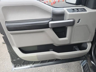 2020 Ford F-150 XLT Crew Cab Short Bed - miniatura 9