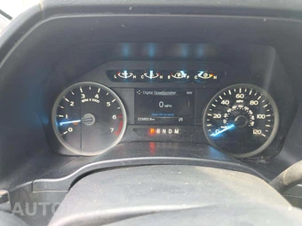 2020 Ford F-150 XLT Crew Cab Short Bed - miniatura 9