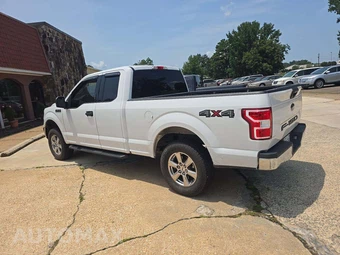 2020 Ford F-150 XLT Extended Cab Medium Bed w/Rear Doors - miniatura 2