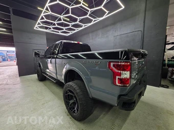 2020 Ford F-150 XLT Extended Cab Medium Bed w/Rear Doors - miniatura 10